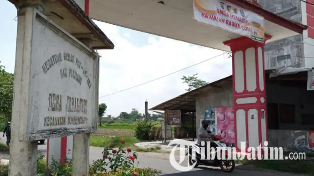 Resmi, Karantina Wilayah Desa Jabalsari Tulungagung Diberlakukan pada 24 April, Puluhan Polisi Siaga