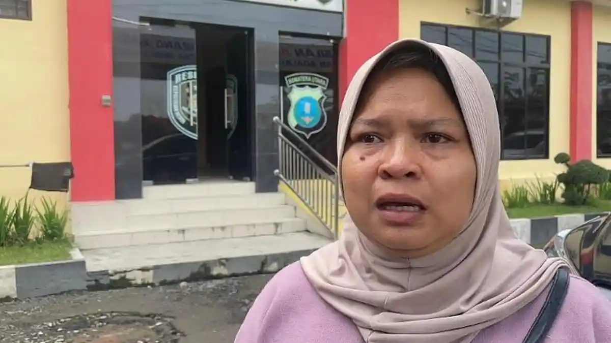 Tangis Hanum Laporannya di Polresta Deli Serdang Tak Diproses soal Rentenir yang Sita Motornya