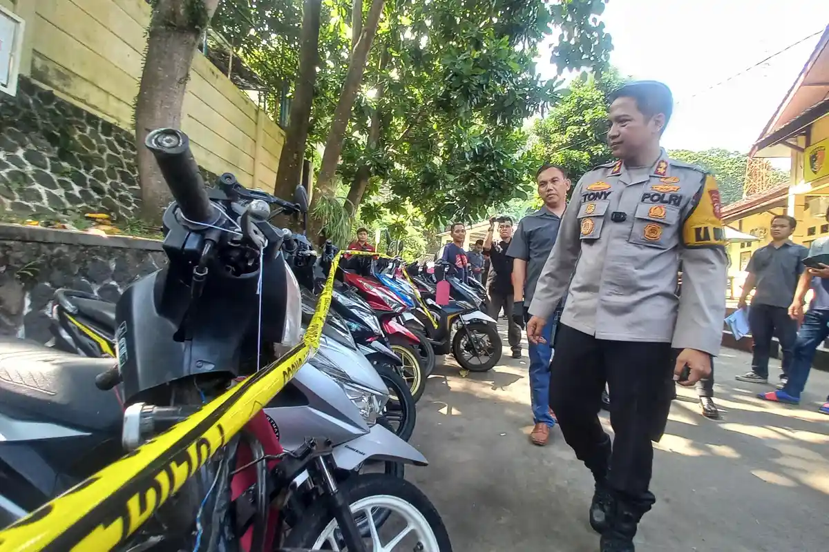 Residivis Spesialis Curanmor di Sukabumi Diringkus, Polisi Berhasil Amankan 21 Motor Curian