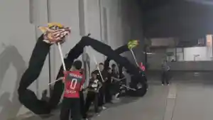 Sesi-latihan-kelompok-Liong-Tripusaka-jelang-Imlek-2026-AEF3.jpg