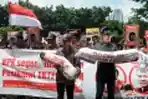 Tuntut KPK Usust Tuntas Korupsi e-KTP