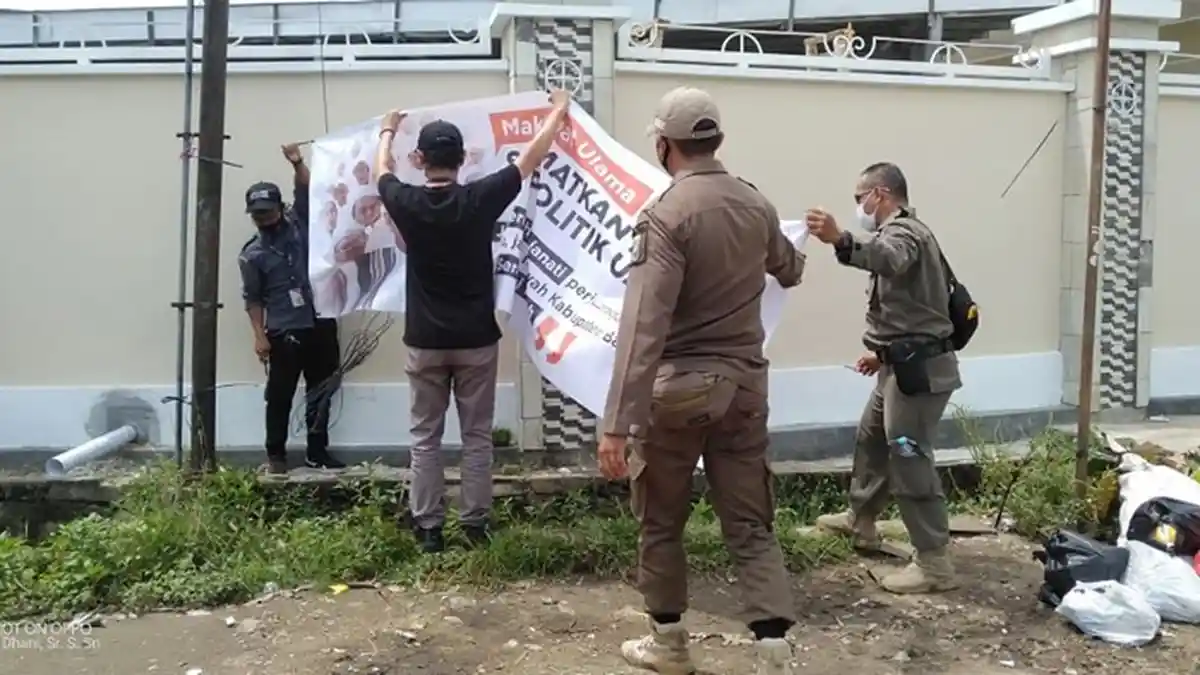 Bacaleg Berdalih Bukan Kampanye, Maraknya Alat Peraga Pemilu di Kalsel