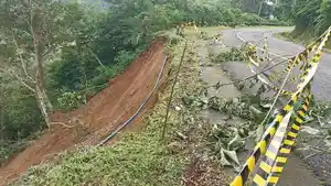 Tanah-longsor-di-Lerang-Desa-Golo-Loni-Kabupaten-Manggarai-Timur.jpg