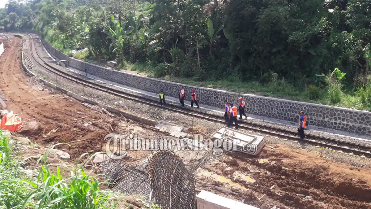 Detik-detik Pekerja Double Track Tertimbun Longsor di Bogor, Sempat Diingatkan Hal Ini Oleh Warga
