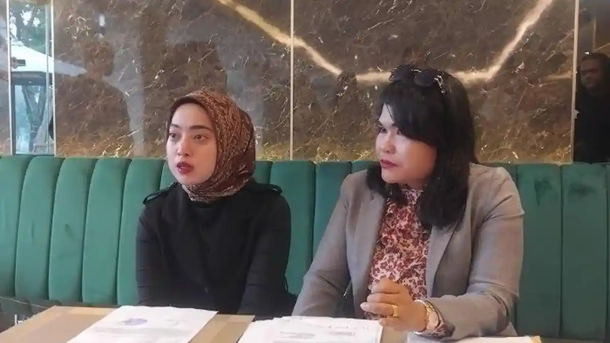 Tangis Istri Diselingkuhi Suami, Pelakor Makin Menjadi-jadi Kirim Foto, Polisi Hentikan Laporannya