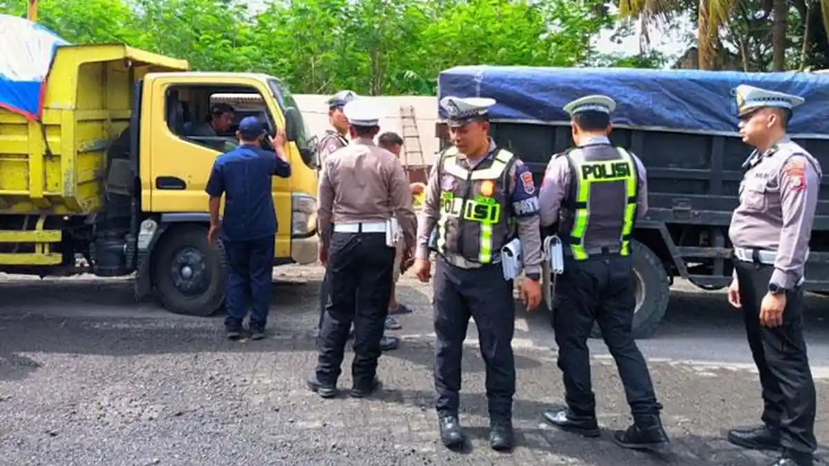 Sopir Truk Positif Narkoba Terjaring saat Ramp Check di Lumajang