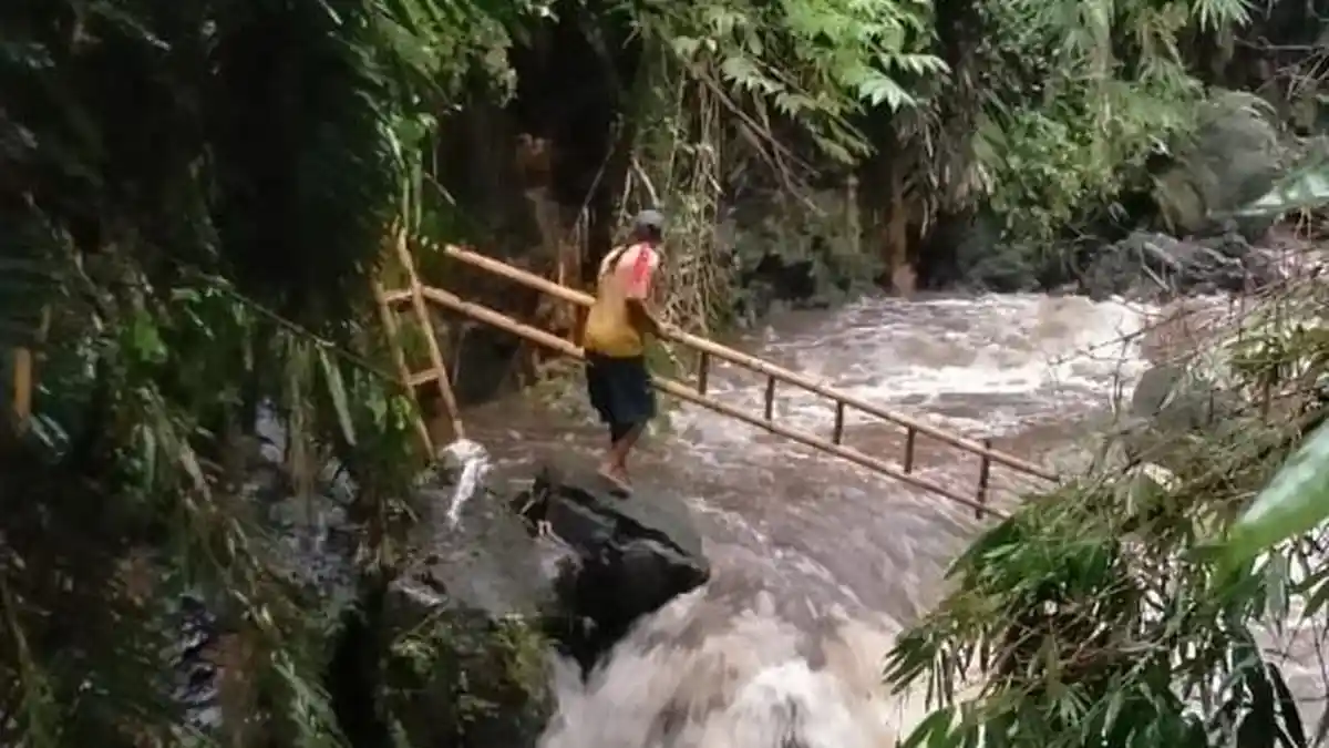 Cerita Salma Siswi SMPN 1 Turi Sleman yang Tak Bisa Pegang Batu hingga Diselamatkan Orang Lain