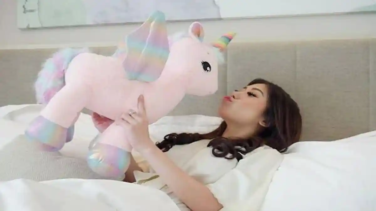 Selebgram Ayu Thalia Buka-bukaan Pernah Tidur Bareng Anak Ahok Nicholas Sean