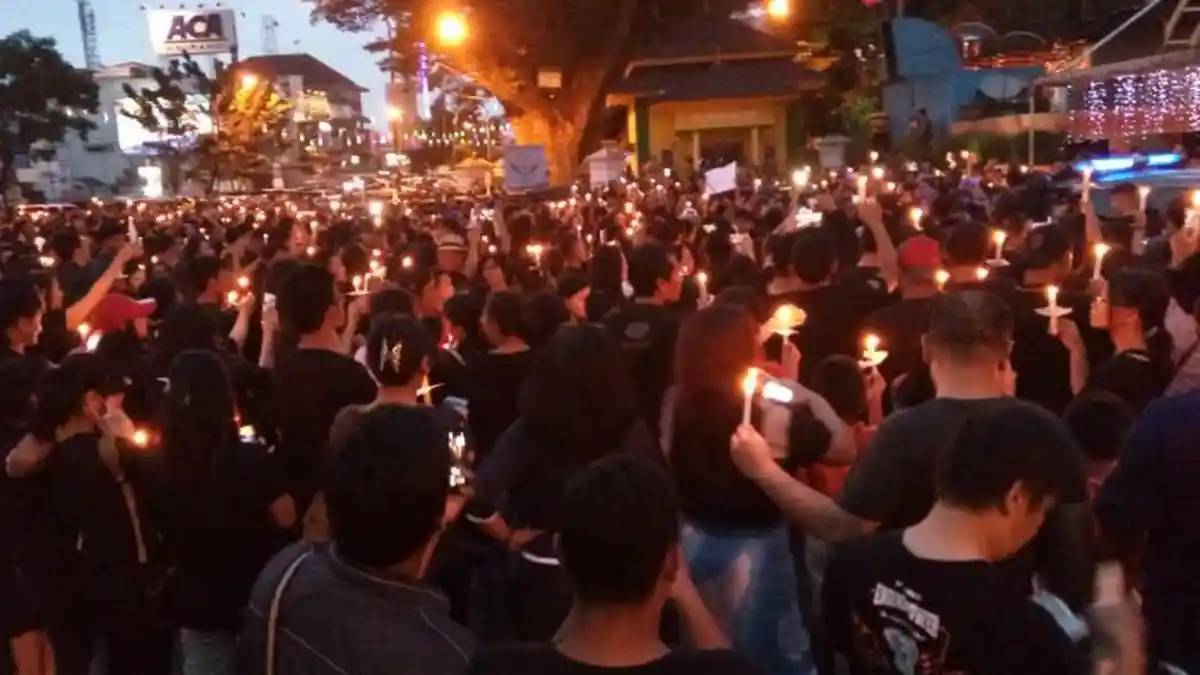 Selain Nyalakan Lilin Pendukung Ahok Galang Pengumpulan KTP Sebagai Penjamin