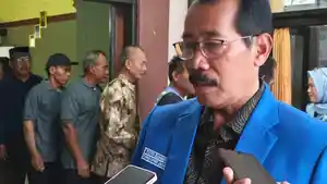 Toto-Suharto-di-Cipicung-Kuningan.jpg