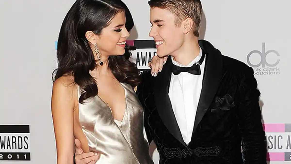 Hubungannya Tak Direstui, Justin Bieber Dikabarkan Akan Melamar Selena Gomez