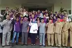 walikota-pagaralam-hj-ida-fitriati123bonus-porprov_20171204_130150.jpg