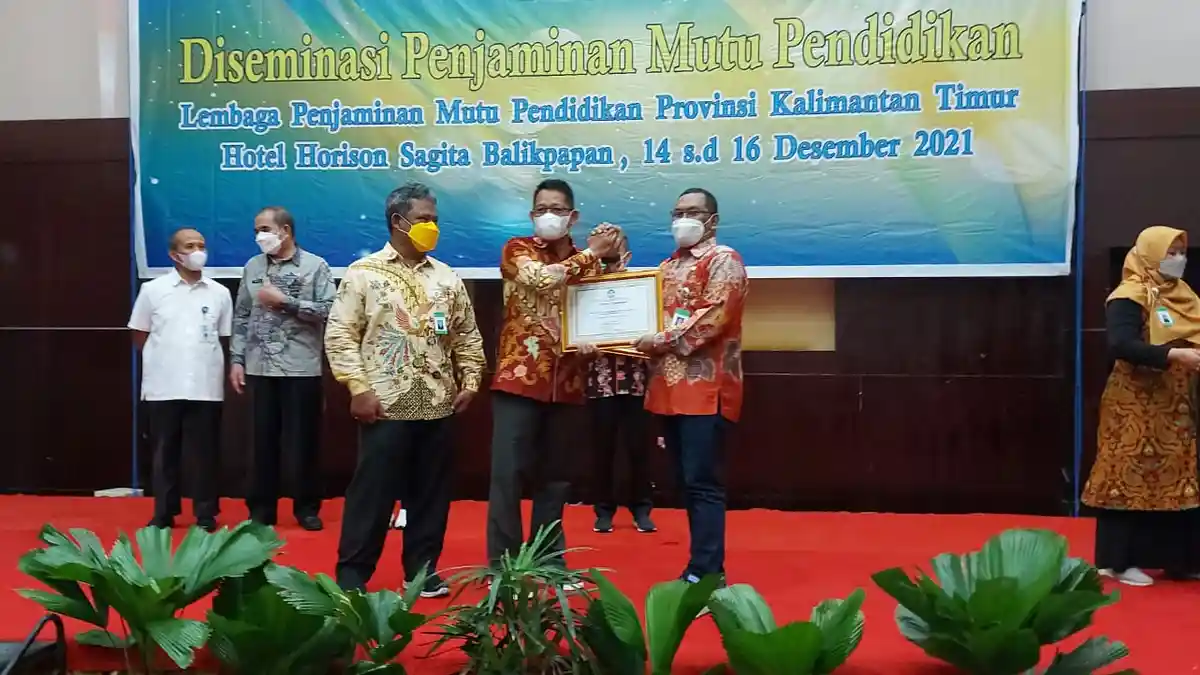 Disdikpora PPU Boyong 4 Penghargaan dari LPMP, Salah Satunya Terbaik PTM se-Kaltim