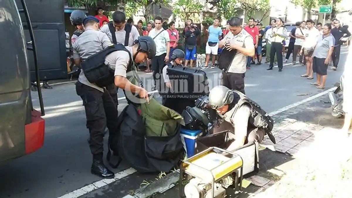 Diduga Berisi 'Bom' di, Ternyata Tas Misterius di Ubud Bali Berisi Mercon