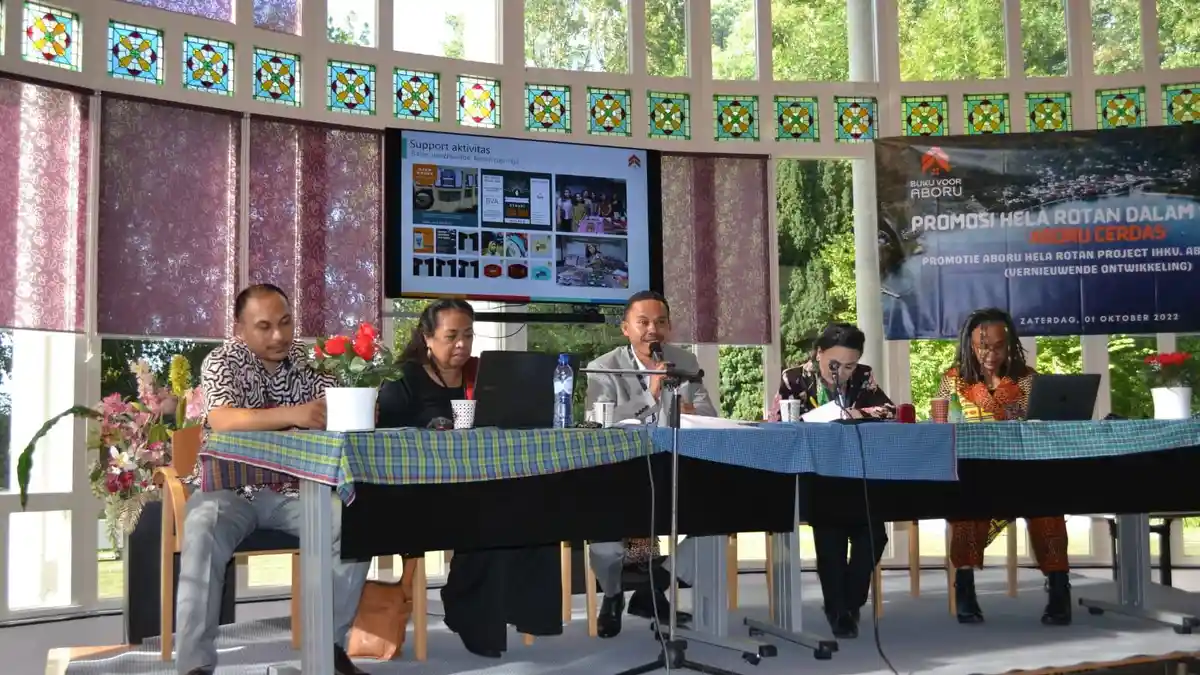 Tradisi Hela Rotan dari Negeri Aboru Dipromosikan hingga ke Belanda