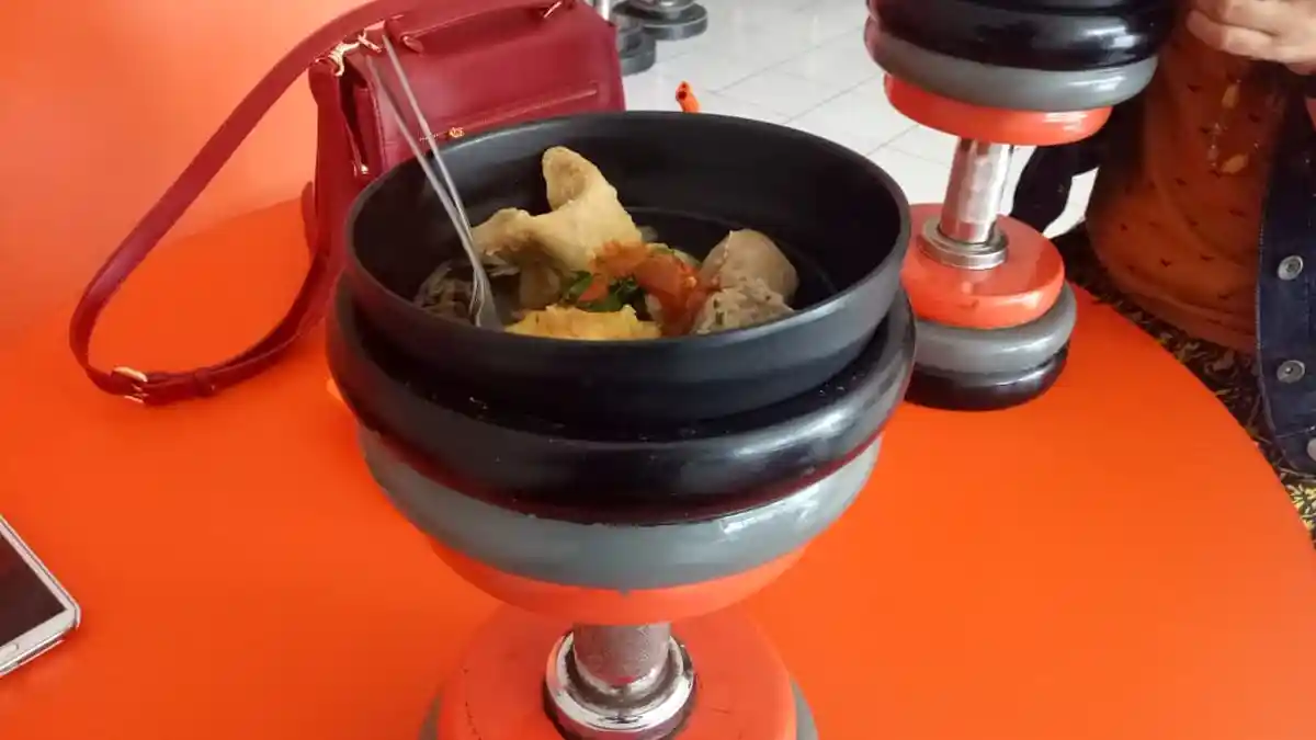 Meski Sakit Keras, Agung Hercules Ternyata Masih Sering Memantau Bisnis Bakso Barbel