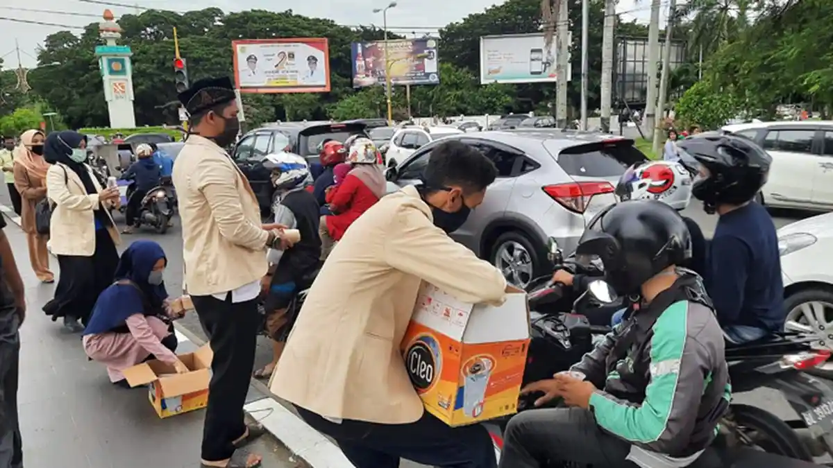 Peringati Harba Ke-73, PII Aceh Bagi-Bagi Masker Hingga Salur Bantuan untuk Duafa dan  Yatim