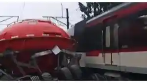 KA-Bandara-Soekarno-Hatta-kecelakaan-di-Tangerang.jpg