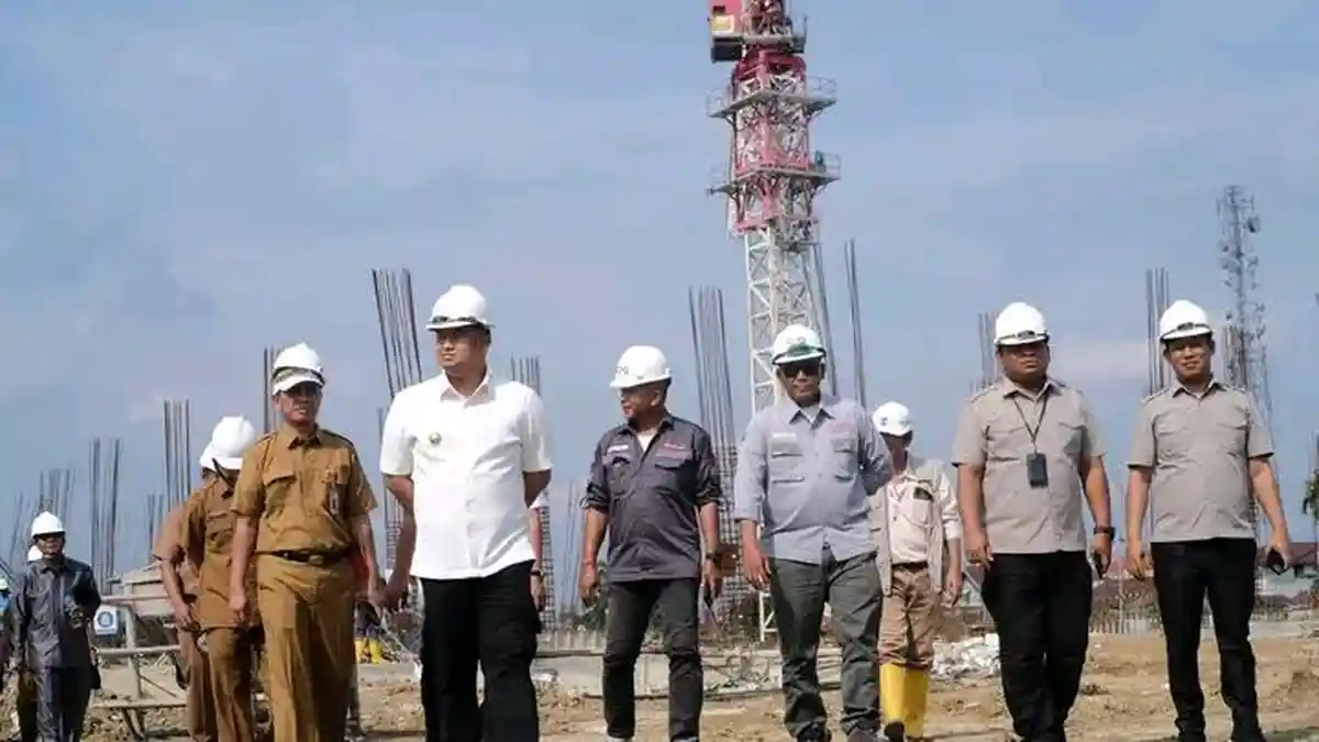 Pastikan Pembangunan Lancar, Sutan Riska Monitoring Pasar Rakyat Modern ...