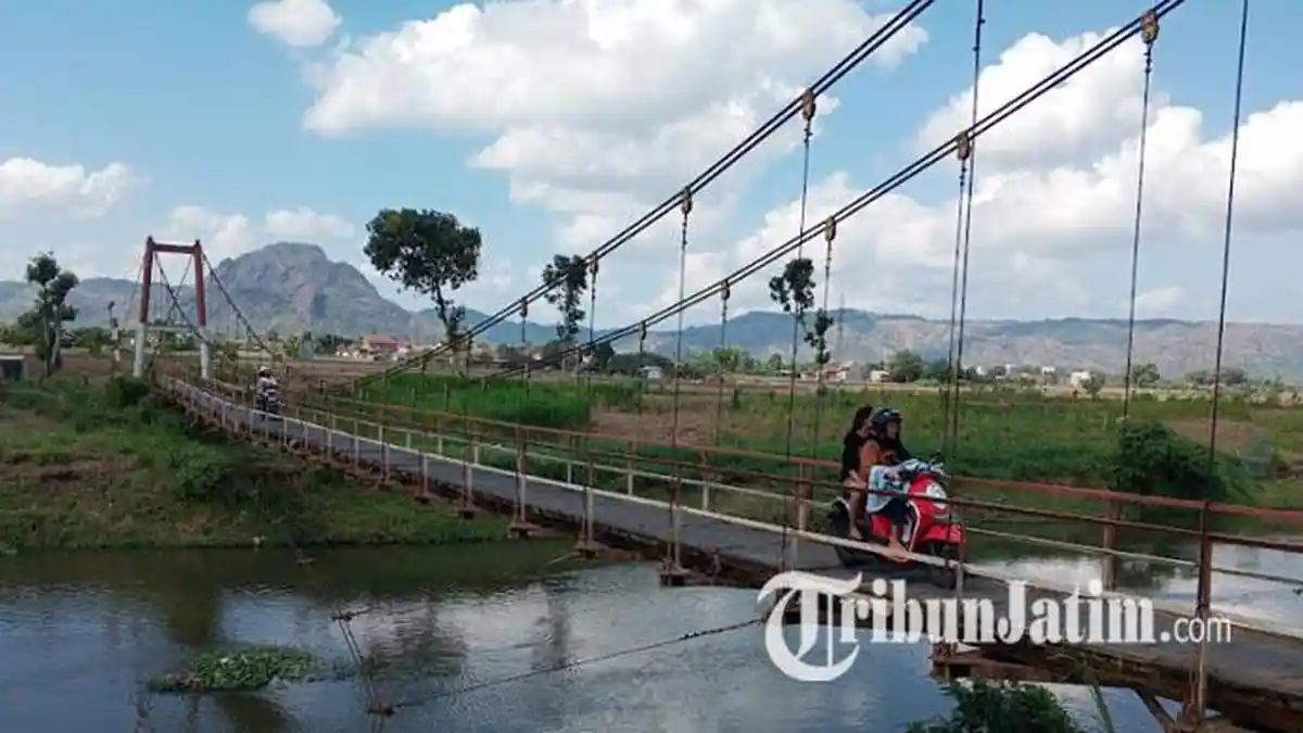 Jadi Akses Penting, Jembatan Gantung Kendalbulur Tulungagung Compang-camping, Status Tak Jelas