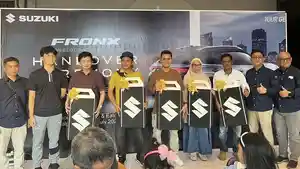 Konsumen-mendapatkan-Suzuki-Fronx-ne.jpg