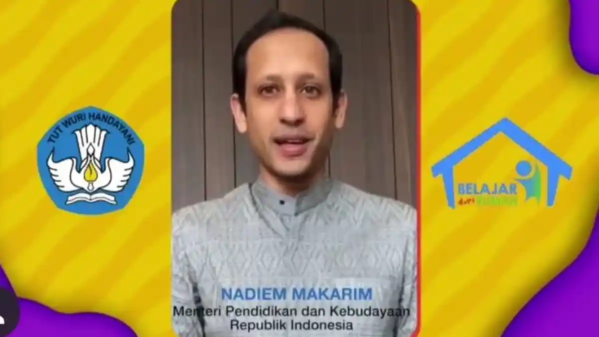 Contoh Adegan Naskah Drama diadaptasi dari Cerpen atau Novel dengan Unsur Penokohan, Plot, & Dialog