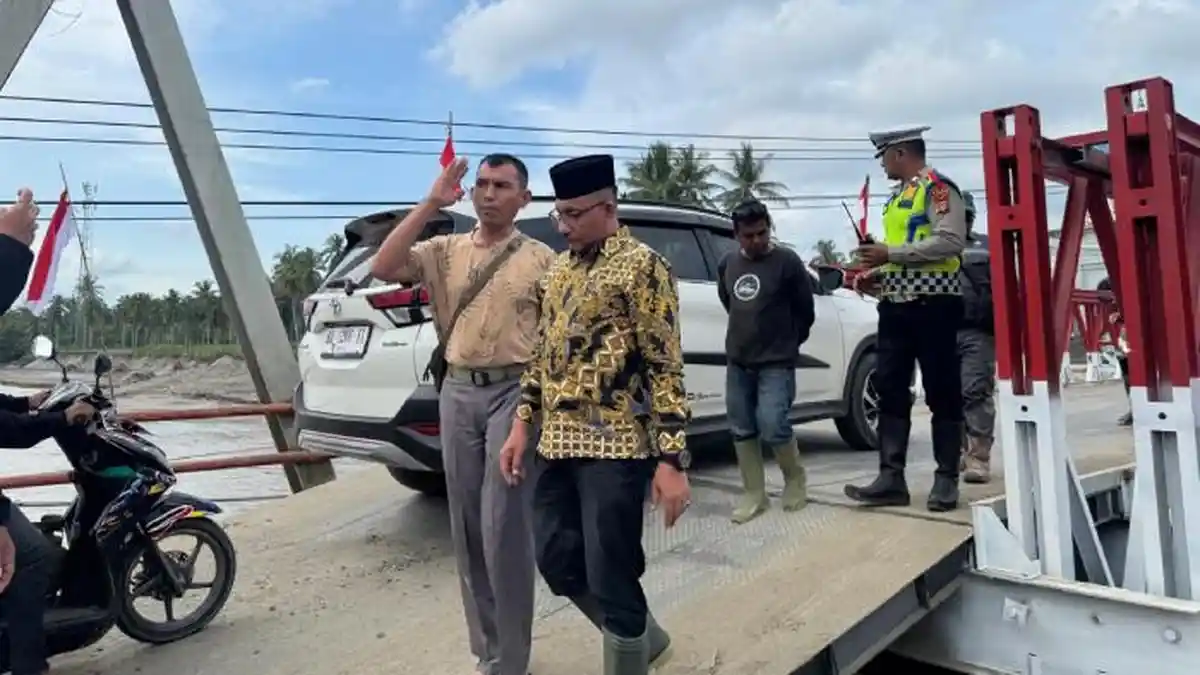Haji Uma Cek Jembatan Bailey Teupin Mane, Minta Semua Pihak Sinergi dan Tak Berspekulasi soal Baut