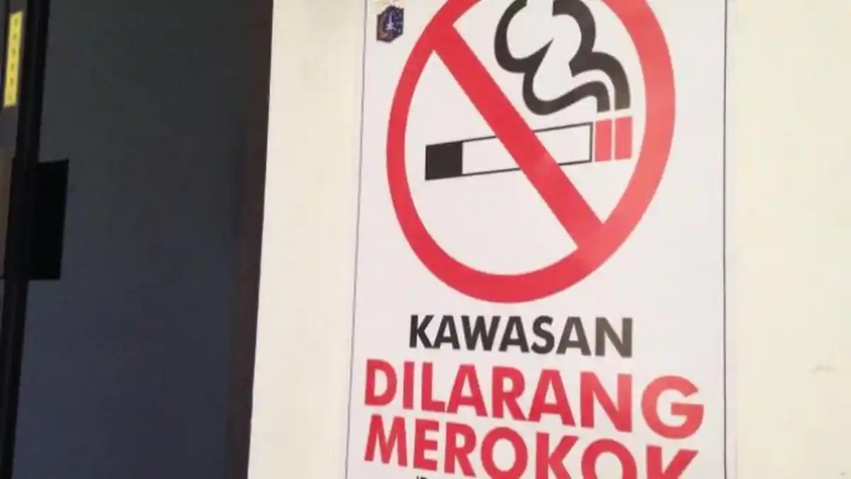 Mengapa Perokok Berisiko Tinggi Terinfeksi Covid-19? Ini Penjelasan Dokter Paru