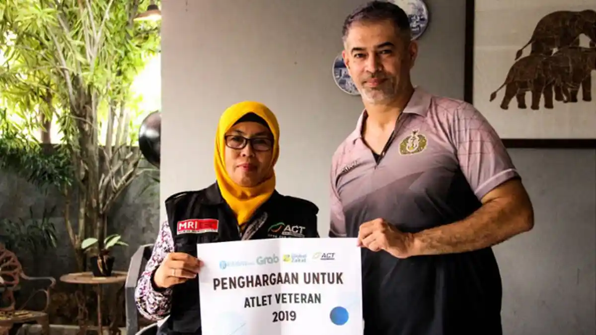 Aksi Cepat Tanggap Beri Penghargaan Legenda Voli Indonesia Pascal Wilmar