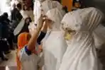 Penjualan Baju dan Busana Muslim