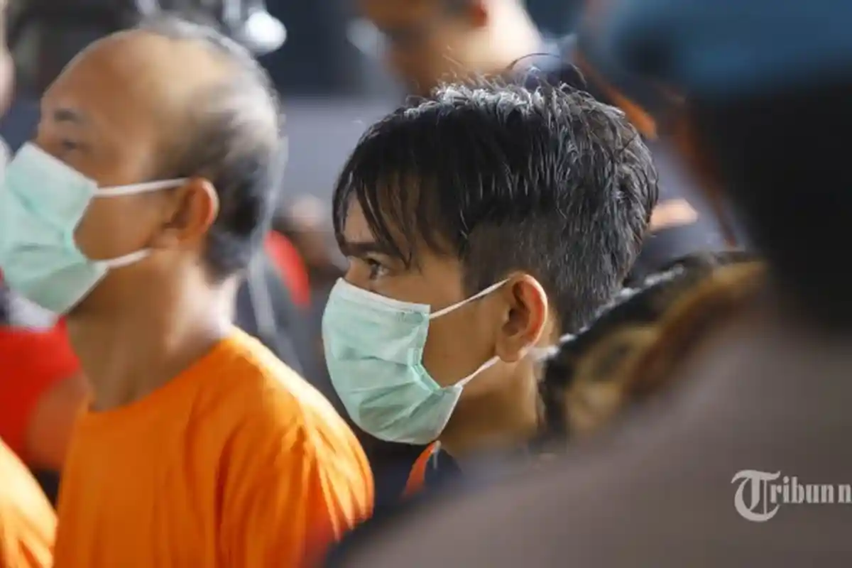 Dijanjikan Dapat Pekerjaan, Aris Idol Ngaku Dijebak Artis A Pakai Narkoba