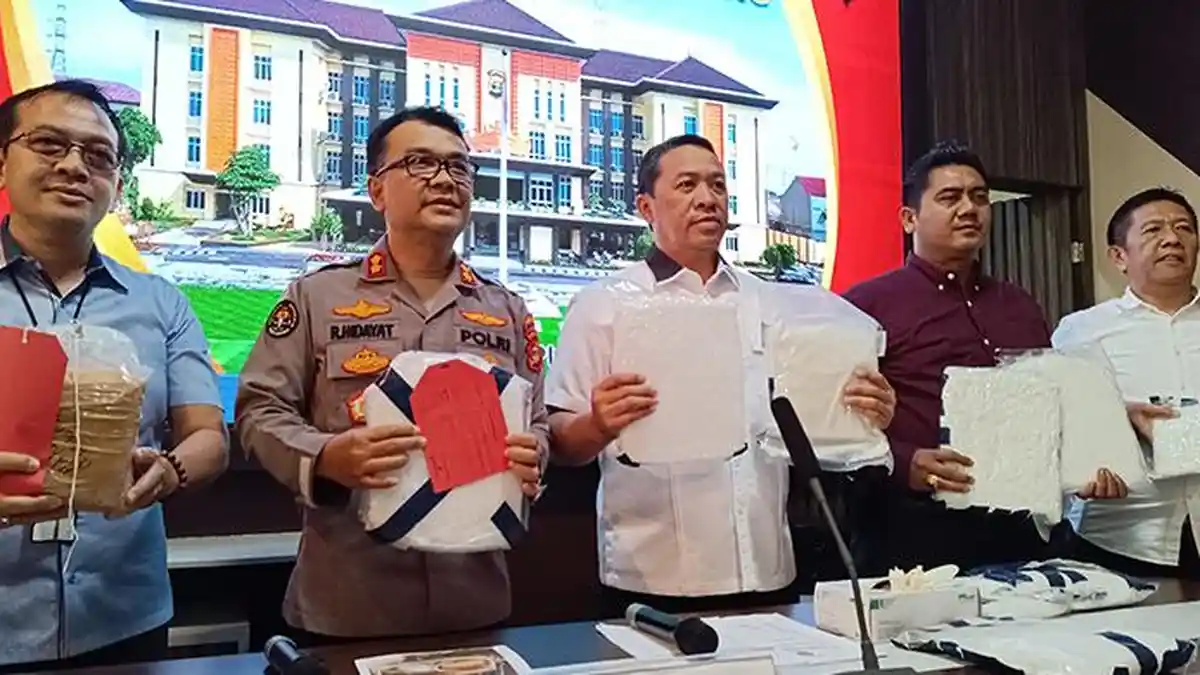2 Kurir Jaringan Internasional Bawa Sabu dari Malaysia, Ditangkap di Bakauheni