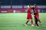 bhayangkara-fc-vs-persija-jakarta-selebrasi-evan-dimas_20200315_020553.jpg