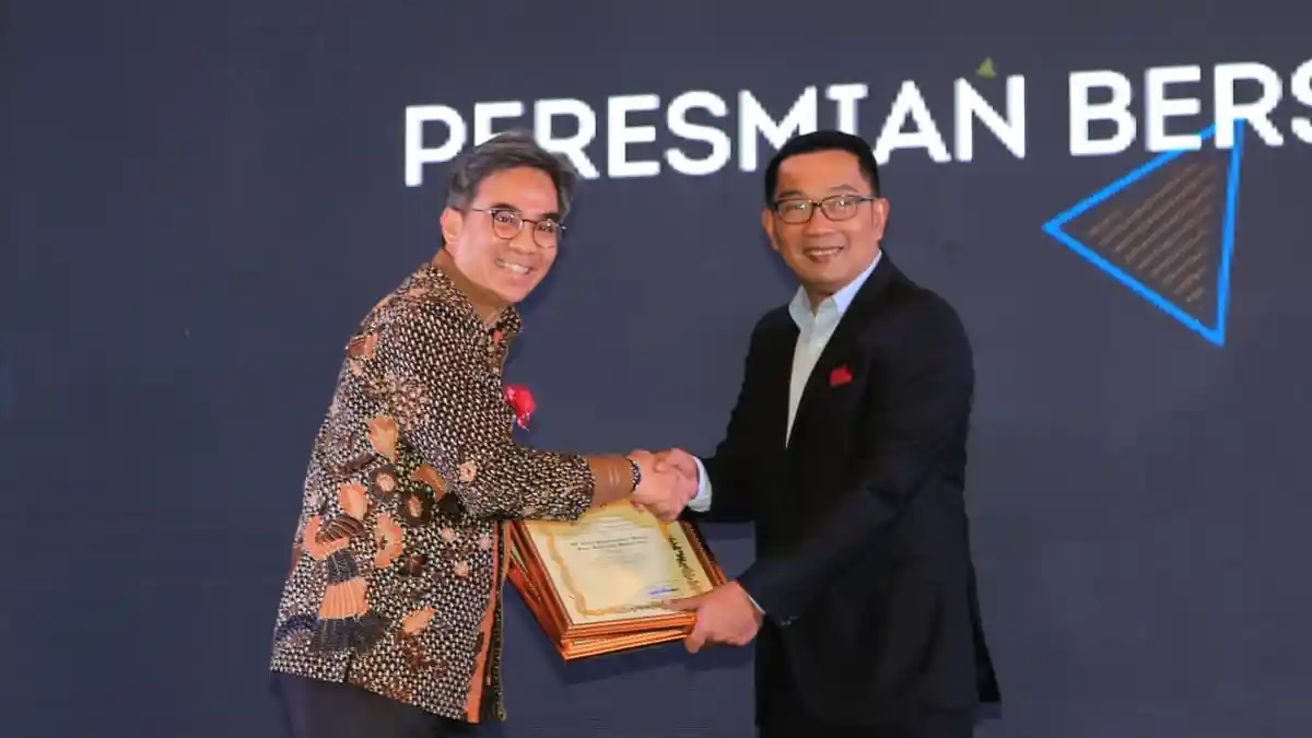 Bank bjb Raih Dua Penghargaan Mitra Pembangunan Jawa Barat
