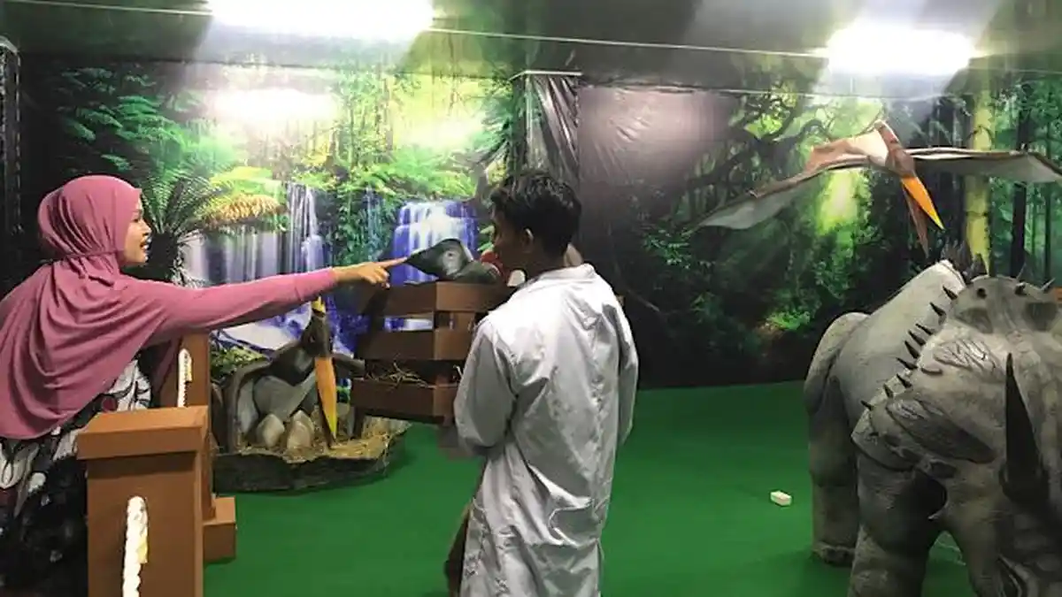 Dinoland Hadir di Kota Palu, Wahana Bermain Keluarga yang Unik dan Menarik