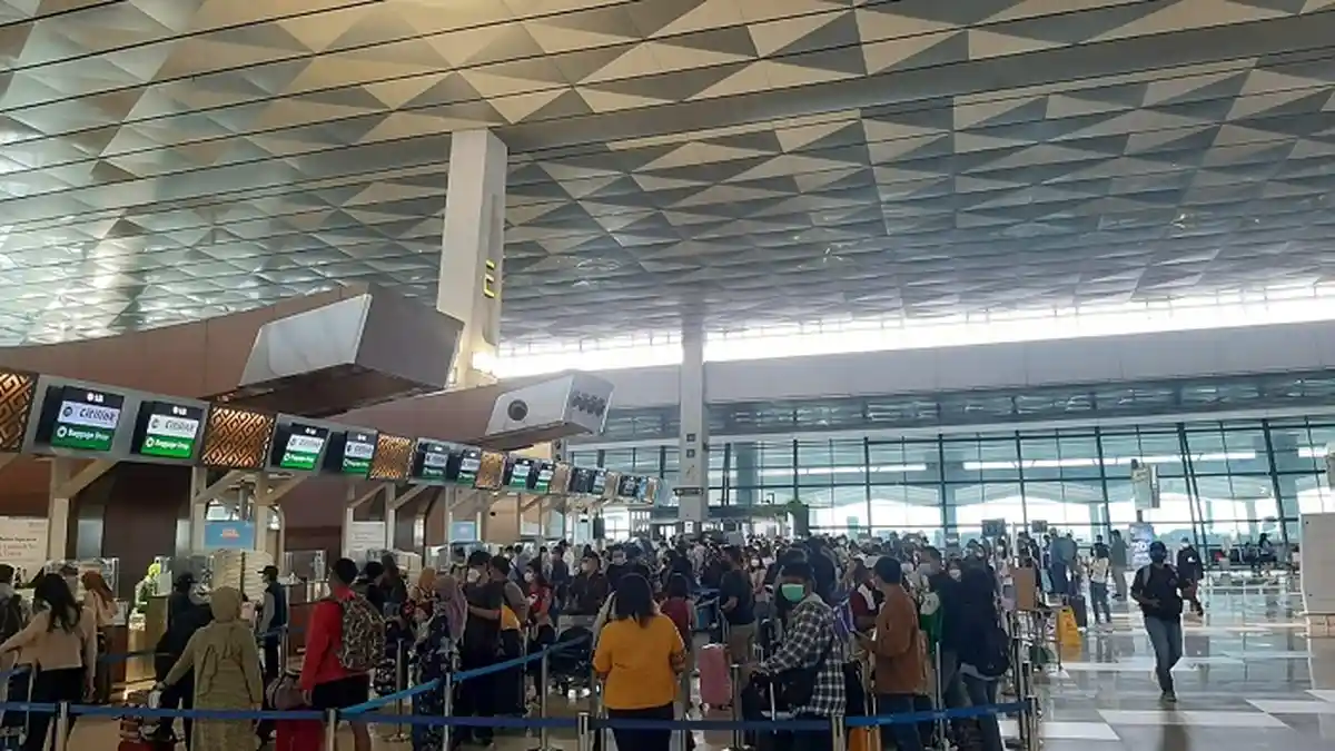 Puncak Arus Mudik dan Balik di Bandara Soekarno Hatta Diprediksi H-2 Natal dan H+5 Tahun Baru 2023