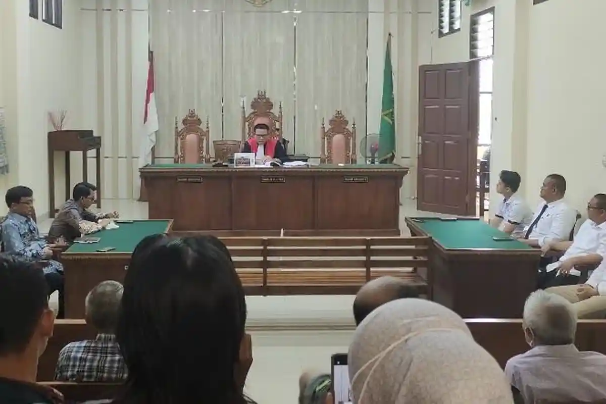 Hakim Tolak Praperadilan Agus Nompitu di Kasus Korupsi KONI Lampung