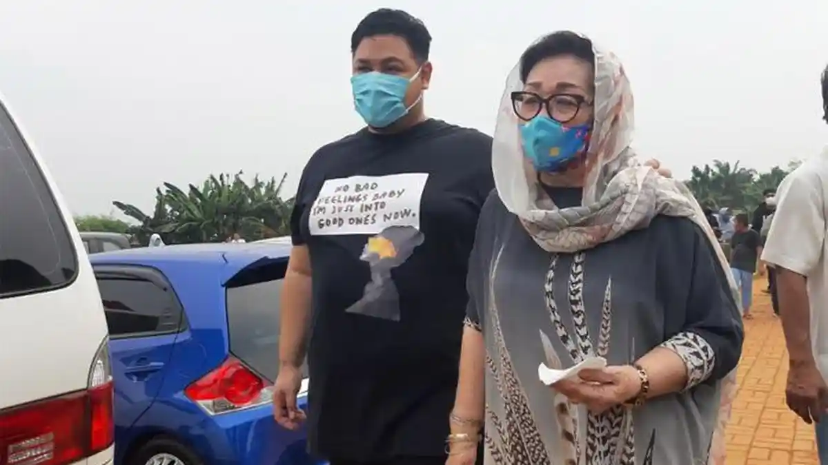 Kronologi Meninggalnya Ayah Ivan Gunawan, Berawal dari Keluhan Sakit Maag