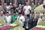 anies-di-sunan-gresik.jpg