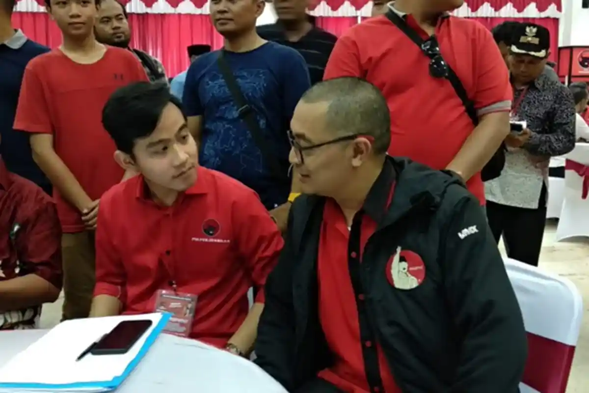 Duet 2G Gibran dan Ginda Kepergok Bareng Lagi di PDIP Jateng, Sinyal Pasangan Pilkada Solo 2020?