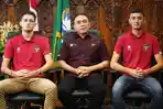 banjarmasin/Timnas-U20-Indonesia-Ivar-Jenner-dan-Justin-Hubner-Ketum-PSSI-Mochamad-Iriawan.jpg