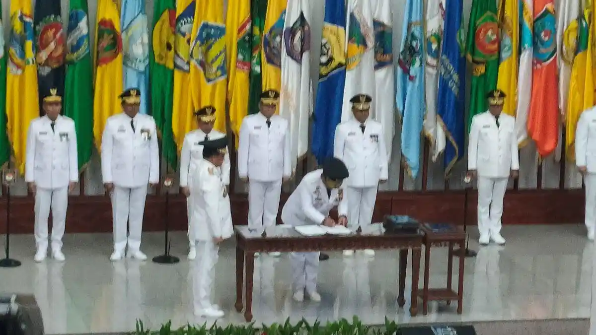 Dua Jenderal Purnawirawan Polisi Sah Dilantik Jadi Pj Gubernur Jateng dan Sultra