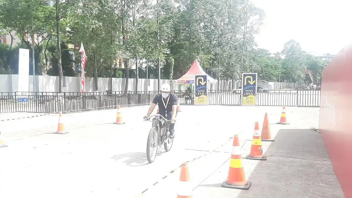 Sepeda Listrik Largo Asyik Dicoba, Konsepnya Vintage Nan Istimewa