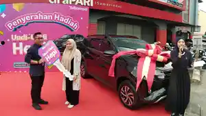20241123-PELANGGAN-RAIH-HADIAH-MOBIl.jpg