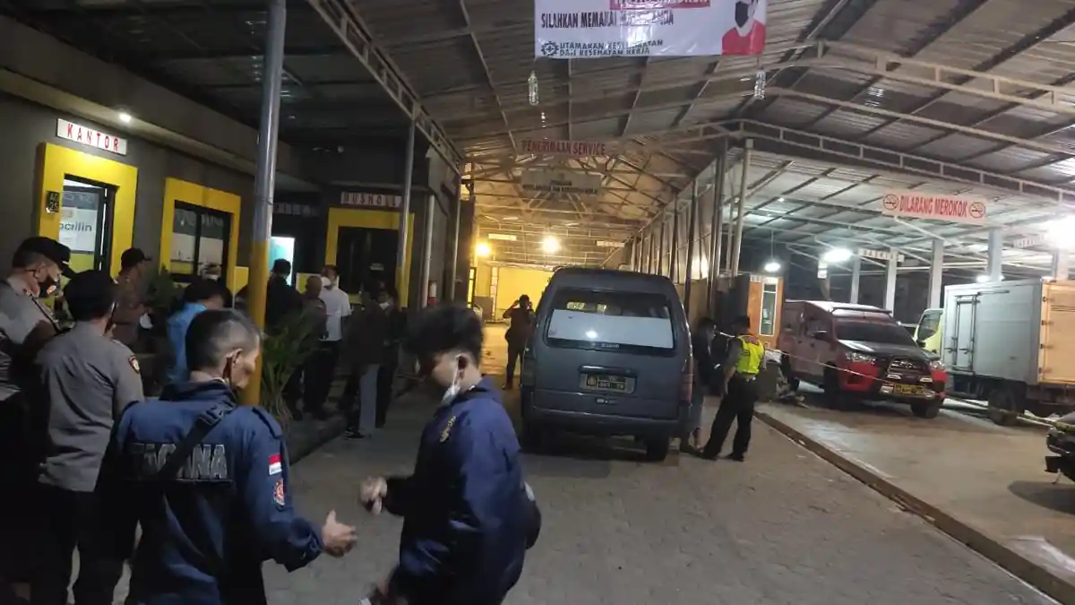 Diduga Sudah Berhari-hari, Mayat Wanita yang Ditemukan Dalam Box Bagasi Mobil Belum Teridentifikasi
