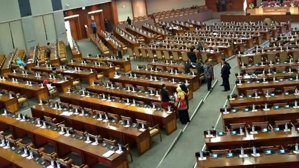 Amnesti Baiq Nuril akan Disahkan Melalui Paripurna DPR Pagi Ini