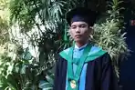 Amin-Rasyid-wisudawan-Program-Studi-Pendidikan-Agama-Islam-PAI-Unisba.jpg