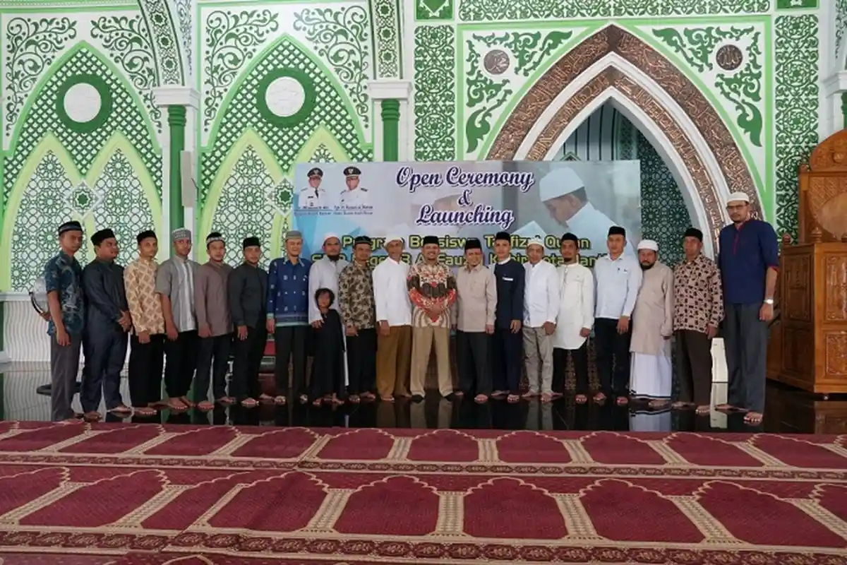 100 Santri Raih Beasiswa Tahfizul Quran di SMP Negeri 3 Al-Fauzul Kabir Kota Jantho