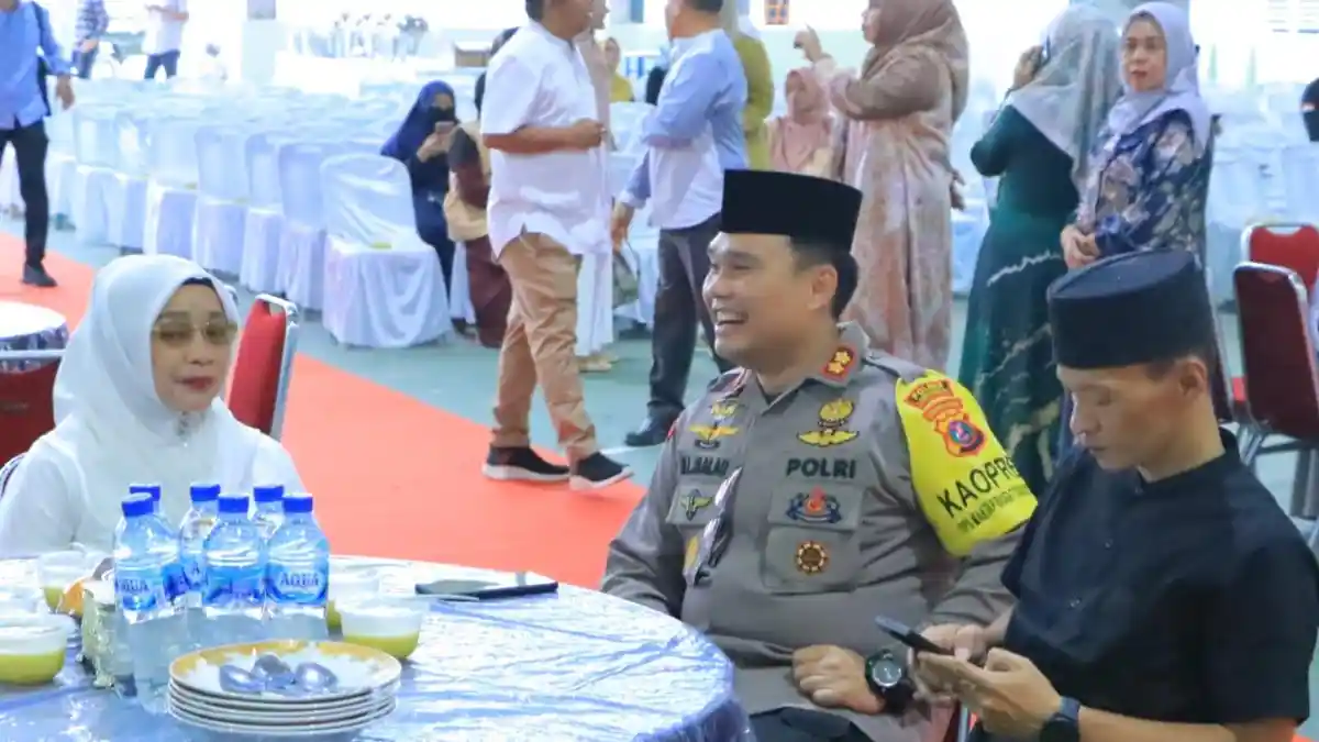 Kapolres Labuhanbatu Hadiri Nuzulul Qur'an dan Buka Puasa Bersama Pemkab Labuhanbatu