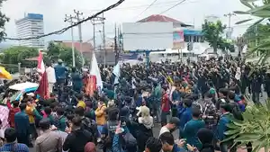 unjuk-rasa-mahasiswa-Senin-17-Februari-2025.jpg